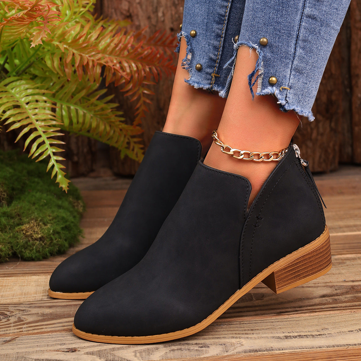 Chunky Heel Pointed Toe Ankle Boots With V-cut