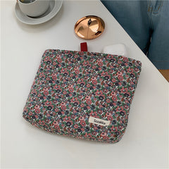 Small Literary Floral Makeup Storage Clutch