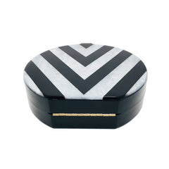 Black and White Geometric Stitching Acrylic Clutch Bag Black and white