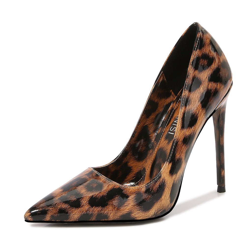 Bold Leopards Strut Print Pointed High Heel Shoes Stiletto Over - sized White