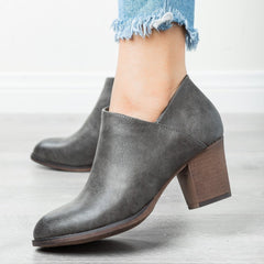 Casual Plus Size Women Pointed Toe Fashion Trend Boots PU Viscose Gray