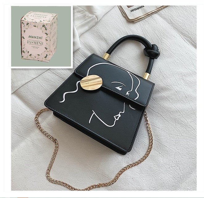 Chain Shoulder Bag, Fresh, Sweet And Fashionable Black with a jasmine sachet