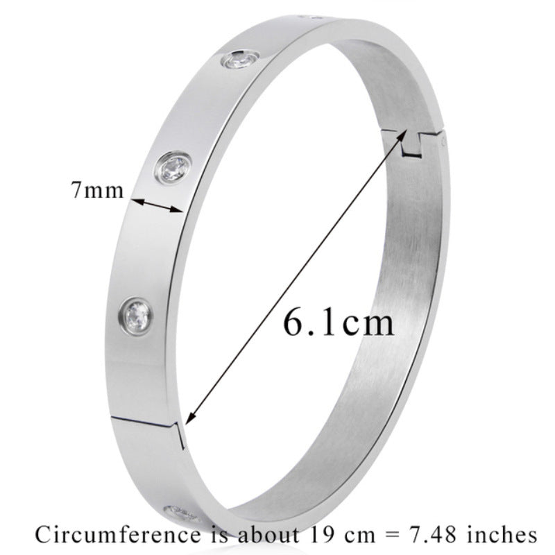 Chic and Stylish: Couple Brick Titanium Steel Bracelet for Women 4mm Gold