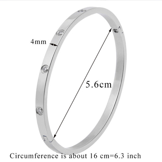 Chic and Stylish: Couple Brick Titanium Steel Bracelet for Women 4mm Gold