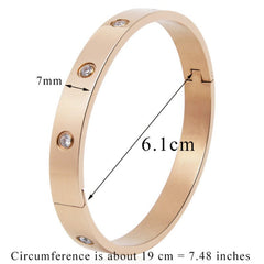 Chic and Stylish: Couple Brick Titanium Steel Bracelet for Women 4mm Gold