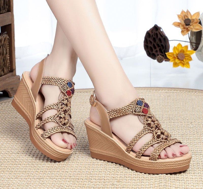 Chic Chunky Sandals Trendy Stroppy High Heel Platform Women's Shoes Beige Sandals