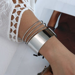 Chic Metal Hollow Bracelet A Simple Statement in Fashion Sku5845