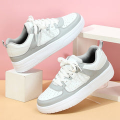 Cozy Cloud - Like Kicks Couple Platform Sneakers Soft Bottom Comfortable White And Gray