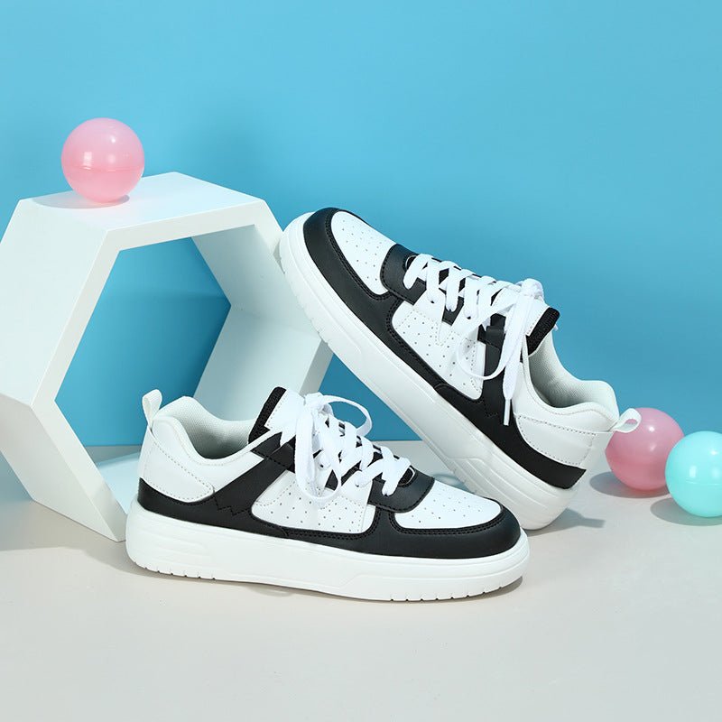 Cozy Cloud - Like Kicks Couple Platform Sneakers Soft Bottom Comfortable Black And White