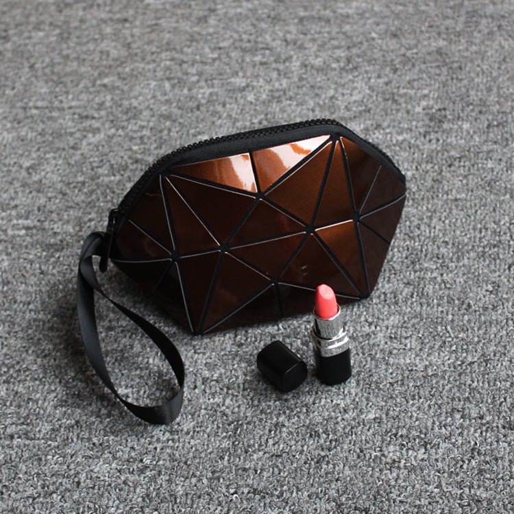 Discolored irregular semicircular cosmetic bag Coffee