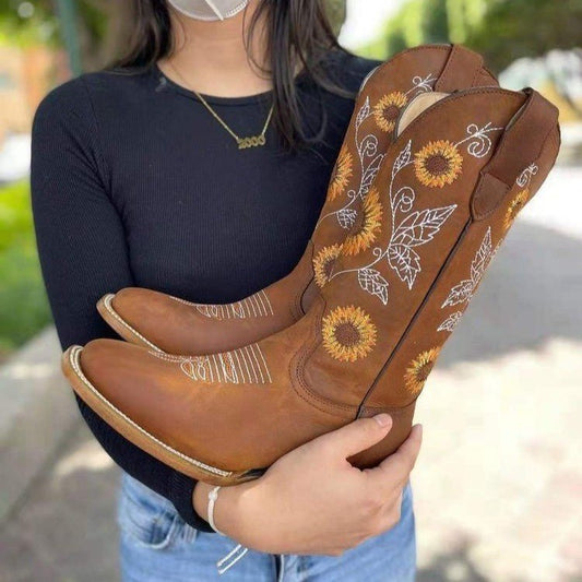Embroidered sunflower figure fashion Martin boots Coffee