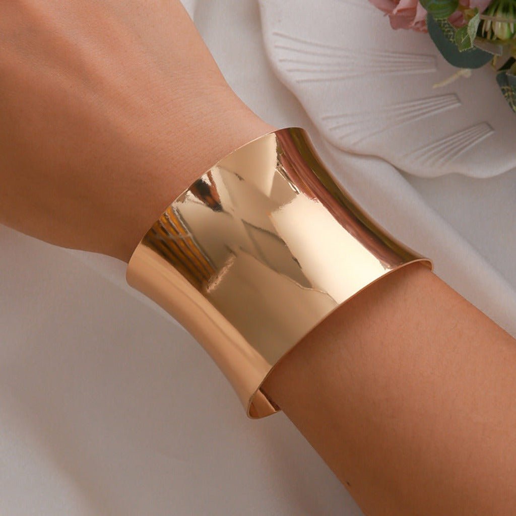 Exquisite Polished Metal Concave - Convex Fashion Bracelet Sku5806