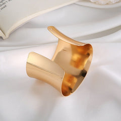 Exquisite Polished Metal Concave - Convex Fashion Bracelet Sku5806