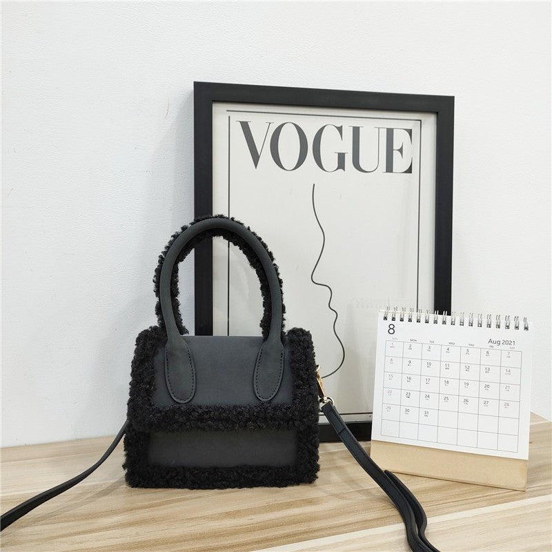 Faux Fur Stitching One - Shoulder Messenger Clutch Bag Black