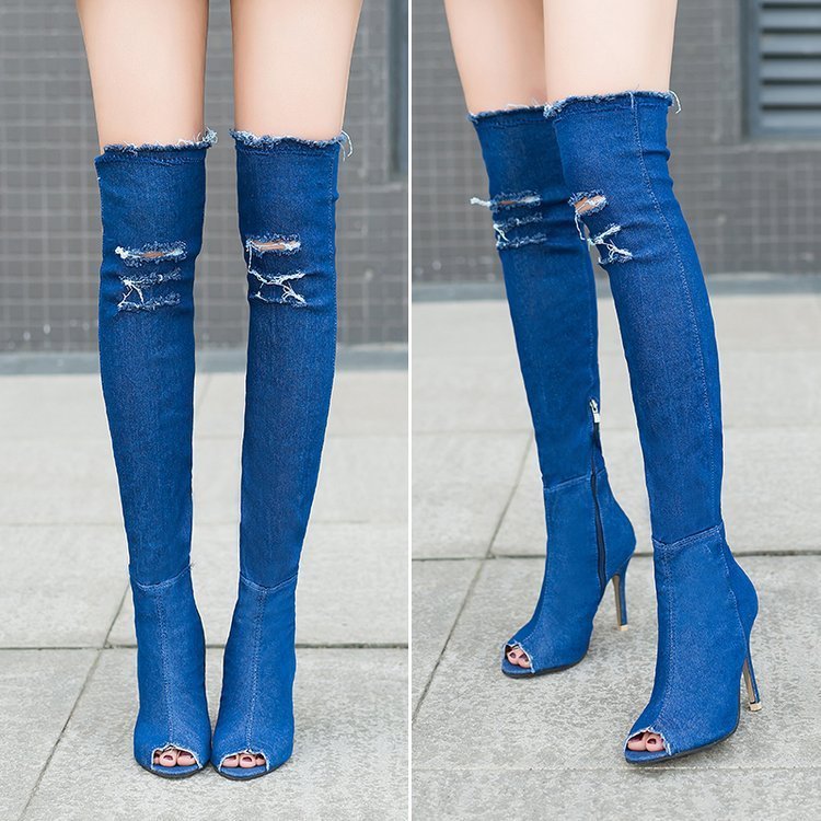Fish Mouth Cow Knee Boots Black