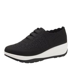 Fly Woven Mesh Slip - on Women's casual Shoes Breathable And Lightweight Black