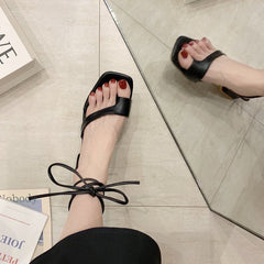 High heel strappy sandals Black