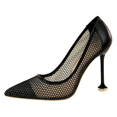 High - heeled shoes with shallow pointed toes Red