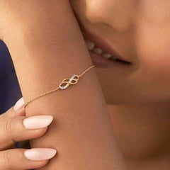 Infinite Love Collection: Ladies' New Infinite Love Bracelet KC Gold K 884