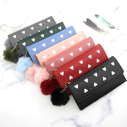 Ladies heart - shaped clutch Bag fur ball Black