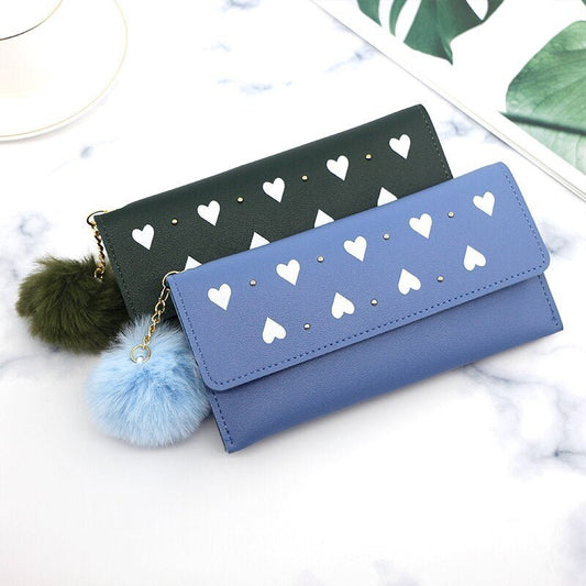 Ladies heart - shaped clutch Bag fur ball Black