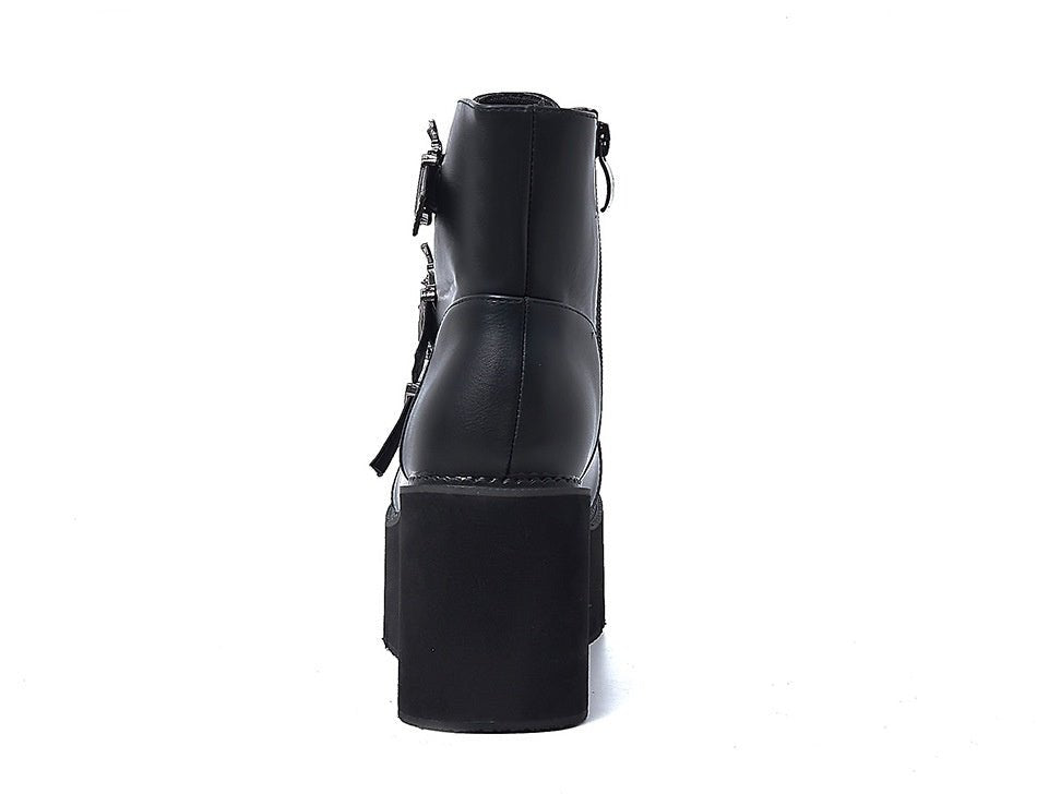Lady Japanese Harajuku Punk Bat Buckle Gothic Style Short Boots Black