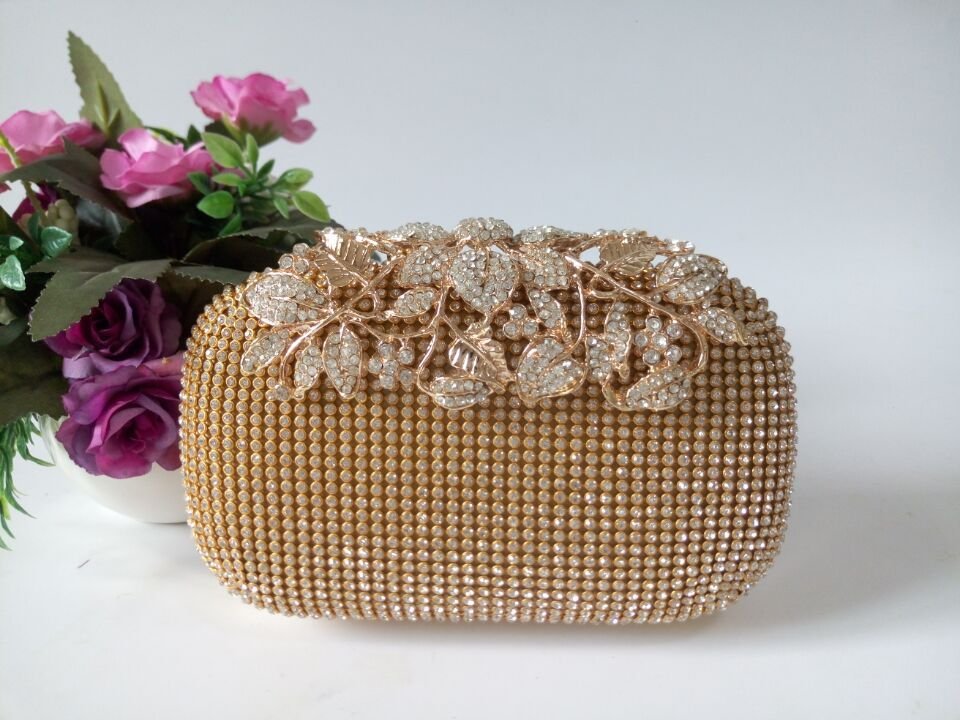 Leaf - shaped Flowers Diamond Dinner Clutch Gold