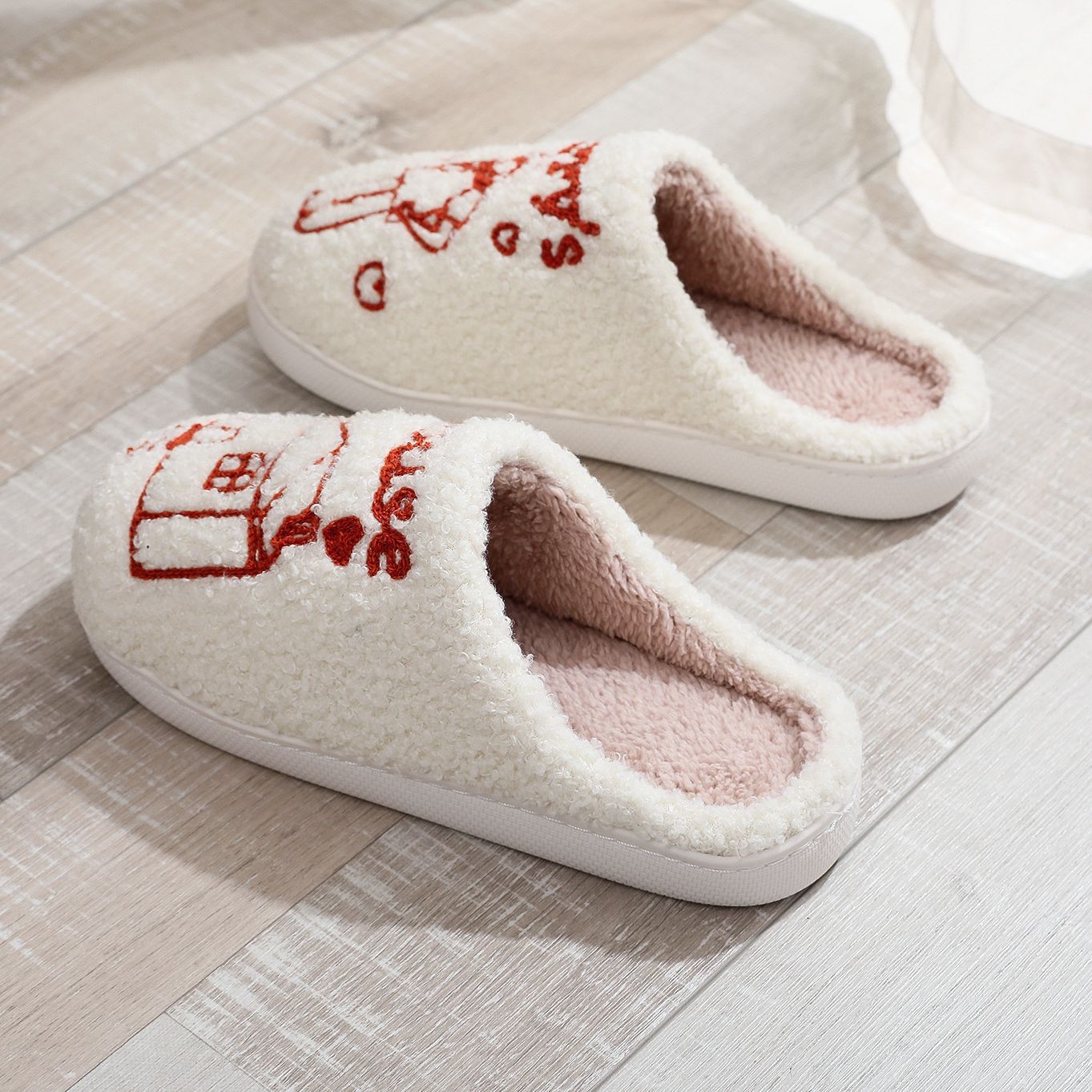 Men's And Women's Fashion Cozy Soft Platform Plush Cotton Slippers White