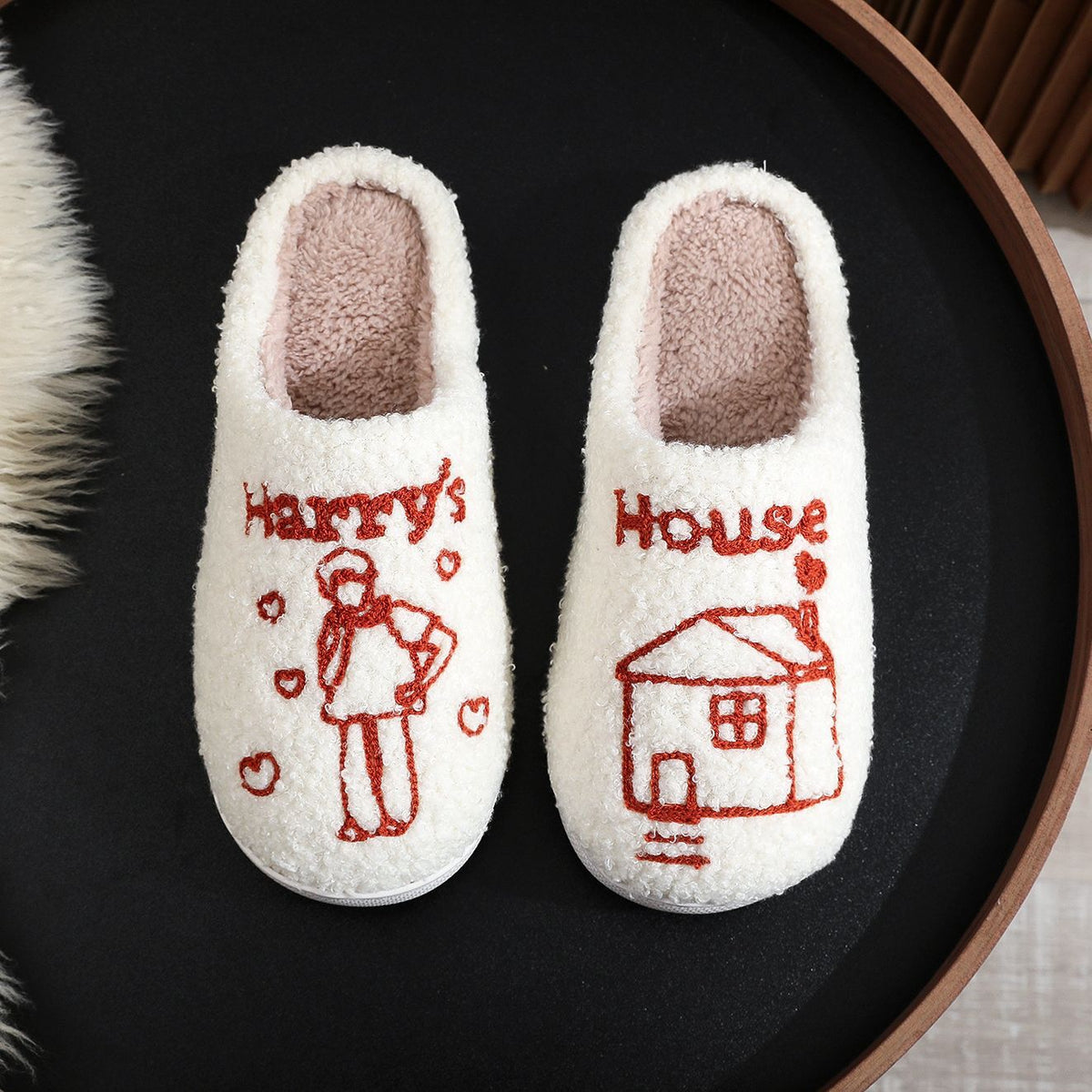 Men's And Women's Fashion Cozy Soft Platform Plush Cotton Slippers White