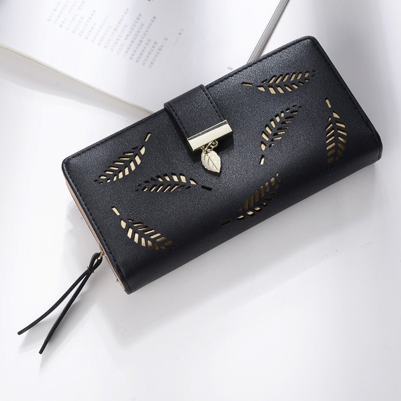 Pastoral small floral rhombic clutch Black A