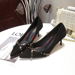 Pointed rivet high heels Black