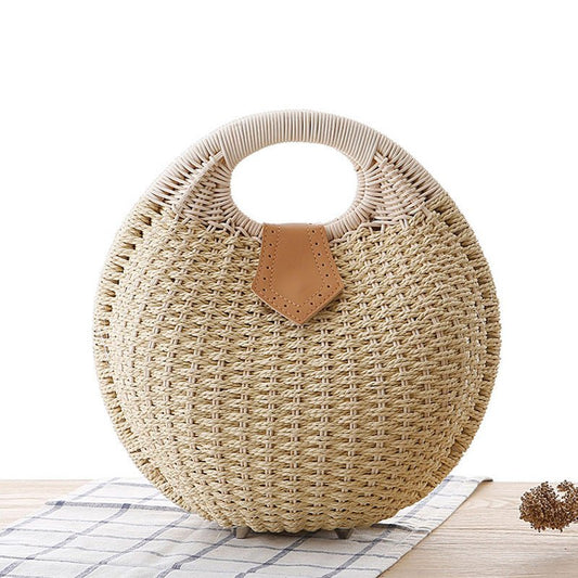 Rattan Clutch Handbag - Stylish and Trendy Summer Accessory Beige