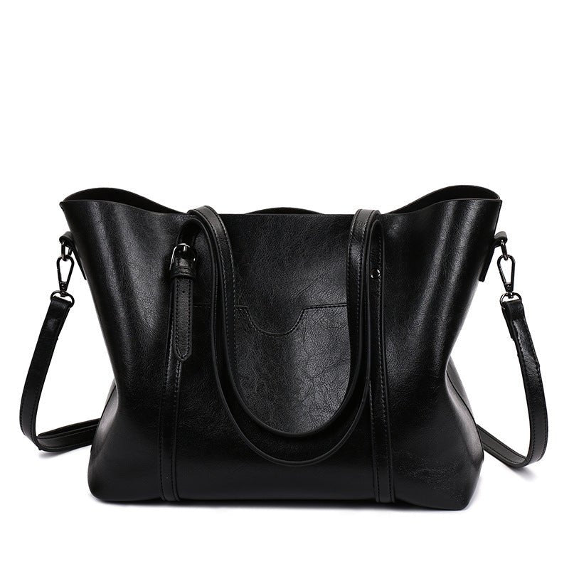 Retro European Clutch Messenger Bag for Stylish Women black