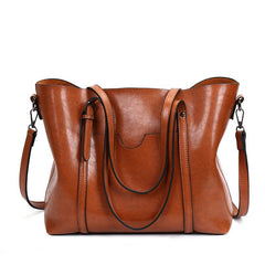 Retro European Clutch Messenger Bag for Stylish Women brown