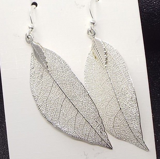 Retro Fashion Elegance Long Hollow Leaves Eardrops - Stylish Earrings White K