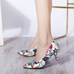 Shallow mouth pointed high heels Black
