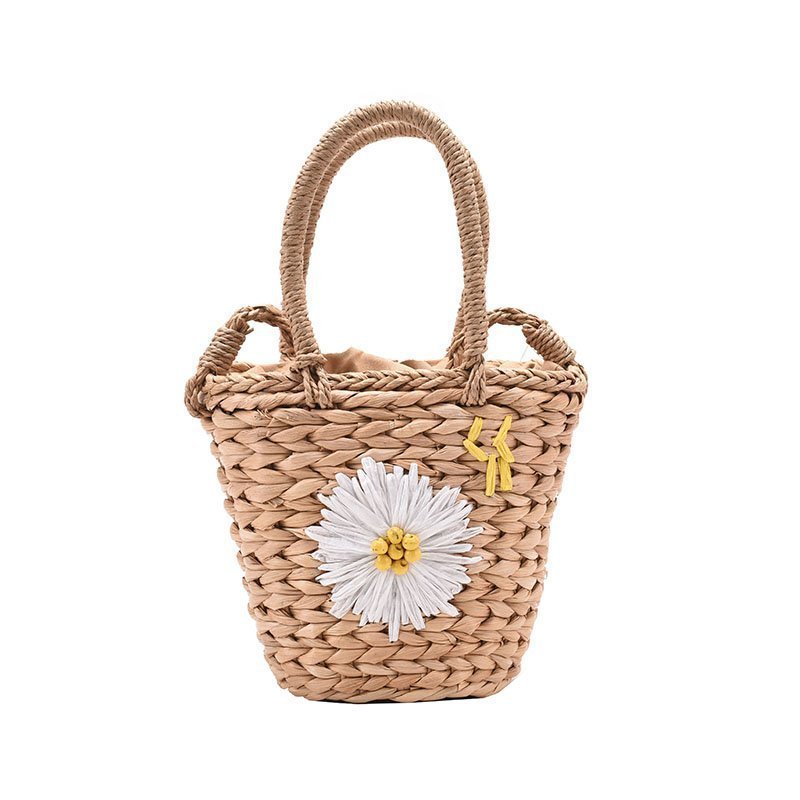 Small Daisy Straw Bag Women Shoulder Bags Handmade Apricot