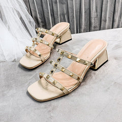 Square toe chunky heel shoes Pink