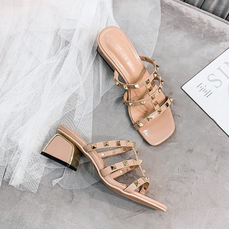 Square toe chunky heel shoes Pink