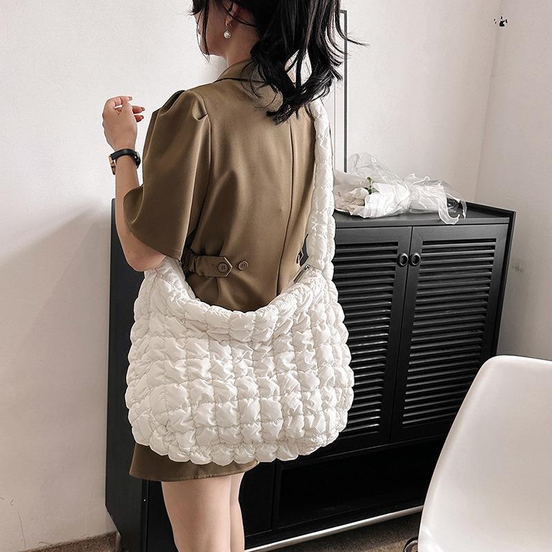 Stylish Pleated Cloud Shoulder Handbag - Fashion Statement Bag White