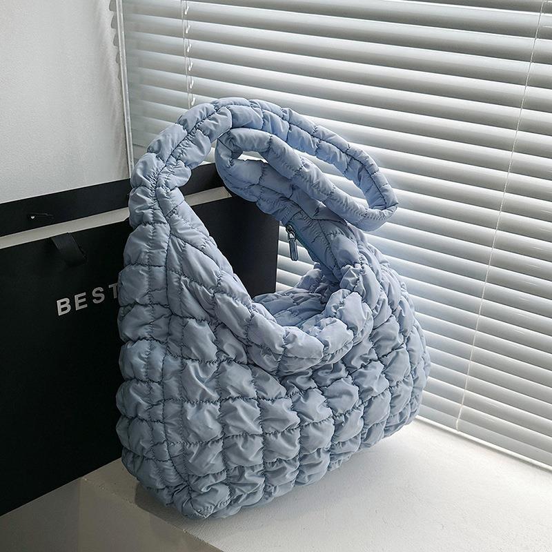 Stylish Pleated Cloud Shoulder Handbag - Fashion Statement Bag Light Blue