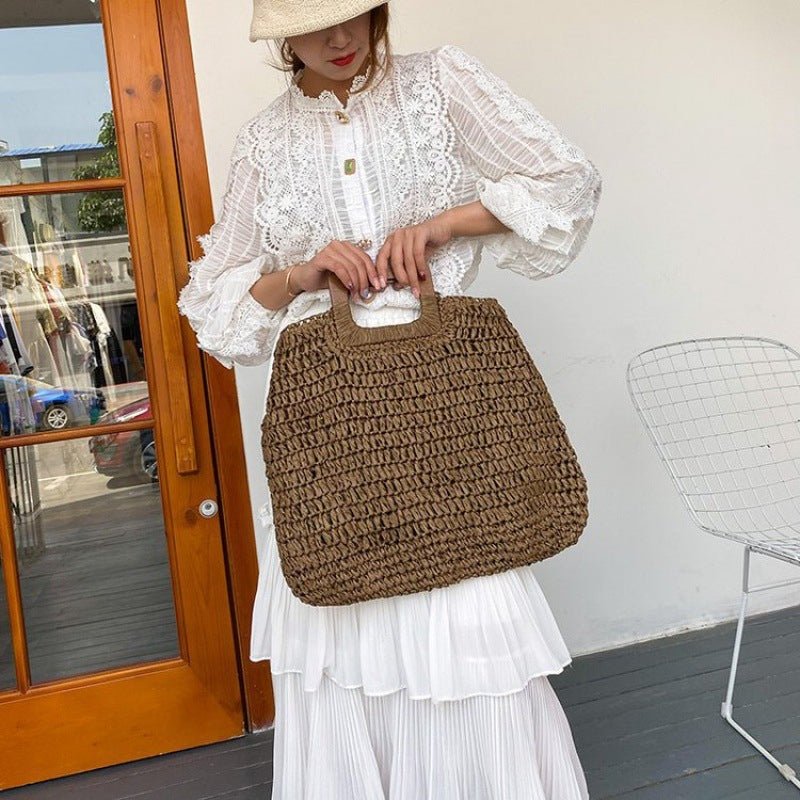 Stylish Straw Clutch Beach Bag for Summer Adventures Bronze