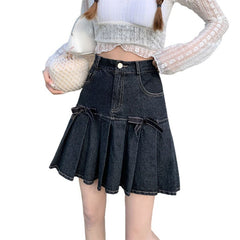 Summer Denim Bow Skirt: A chic and versatile wardrobe essential. Black