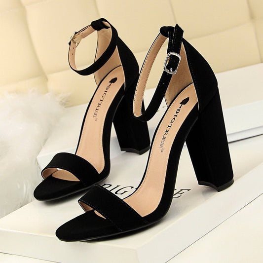 Thick heel high heel sexy nightclub sandals Black