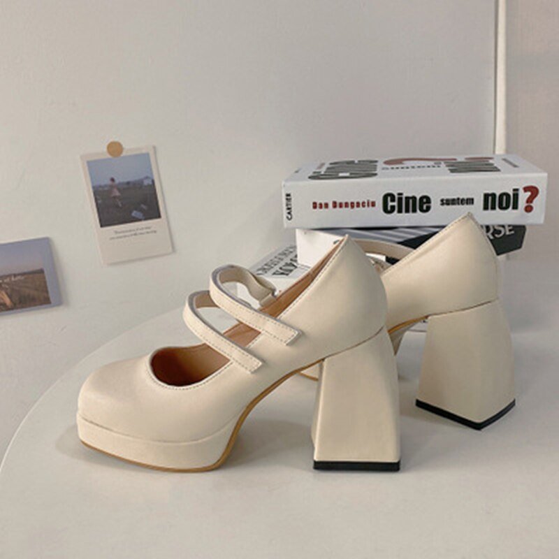 Thick - heeled shoes with high heels Beige