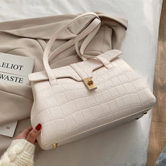 Trendy Textured Women's Clutch - Portable Single Shoulder Bag White