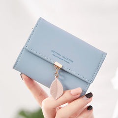 Ultra - Thin Leaf Clutch: Korean Multi - Card Business Holder Light Blue