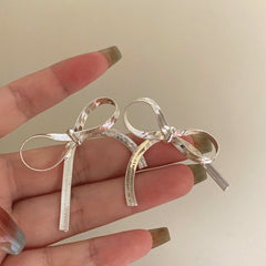 Vintage Chain Bow Earrings: Timeless Elegance for Chic Styling Silver