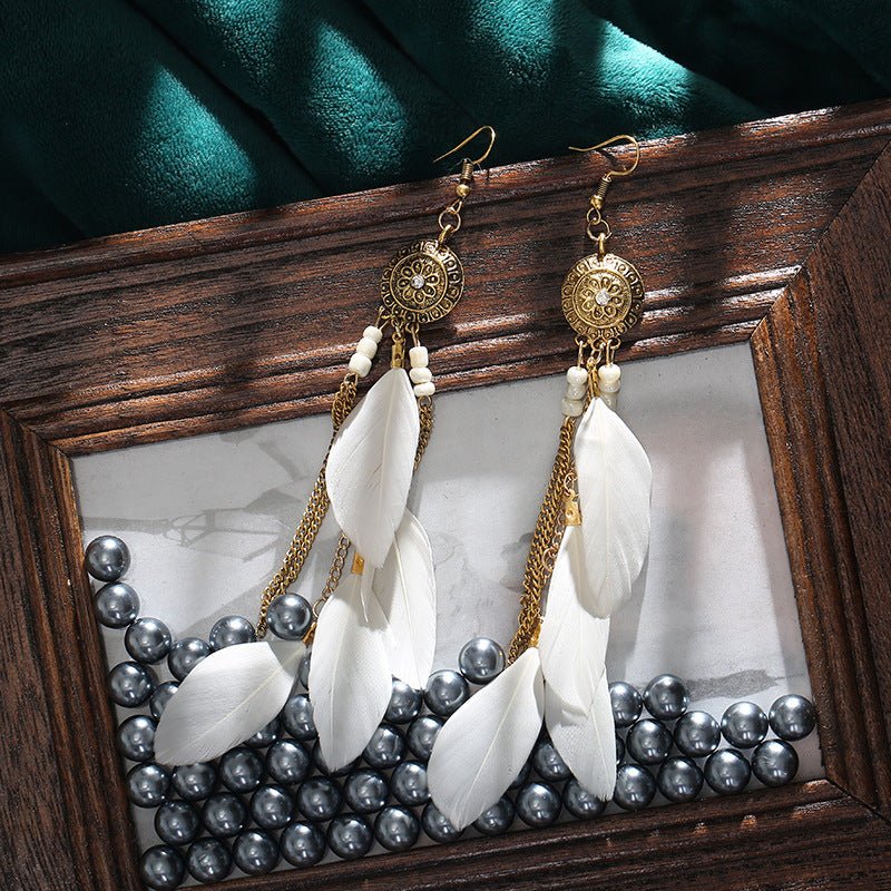 Vintage White Feather Tassel Earrings – Boho Chic Accessory White 2050