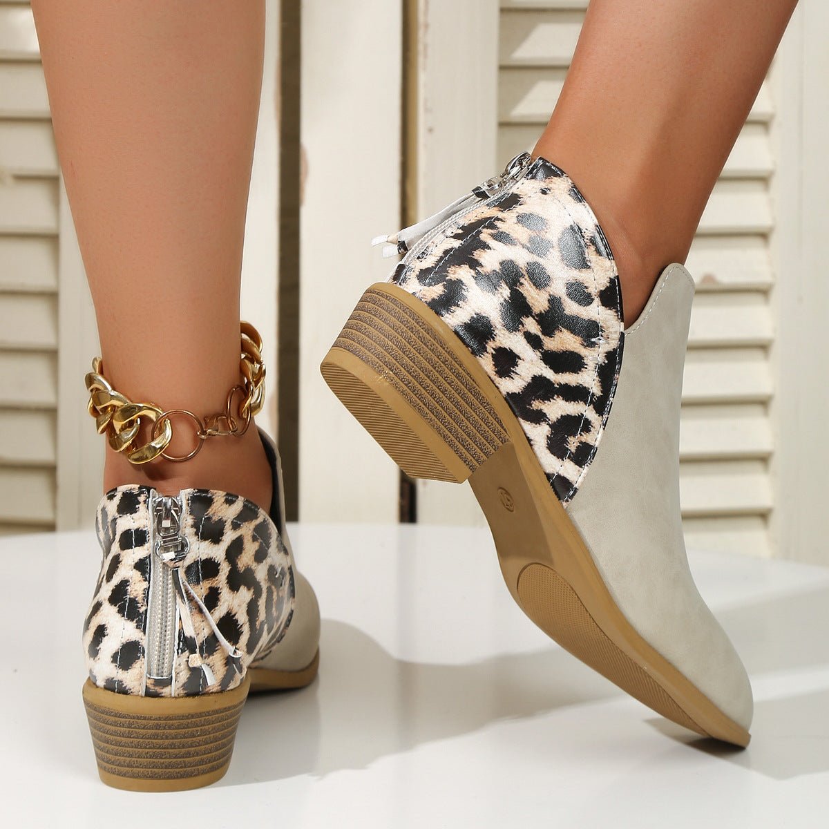 Women Pointed Toe Chunky Heel Back Zipper Shoes Black